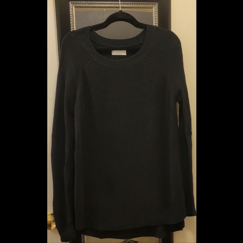 Black Old Navy Sweater Size Large